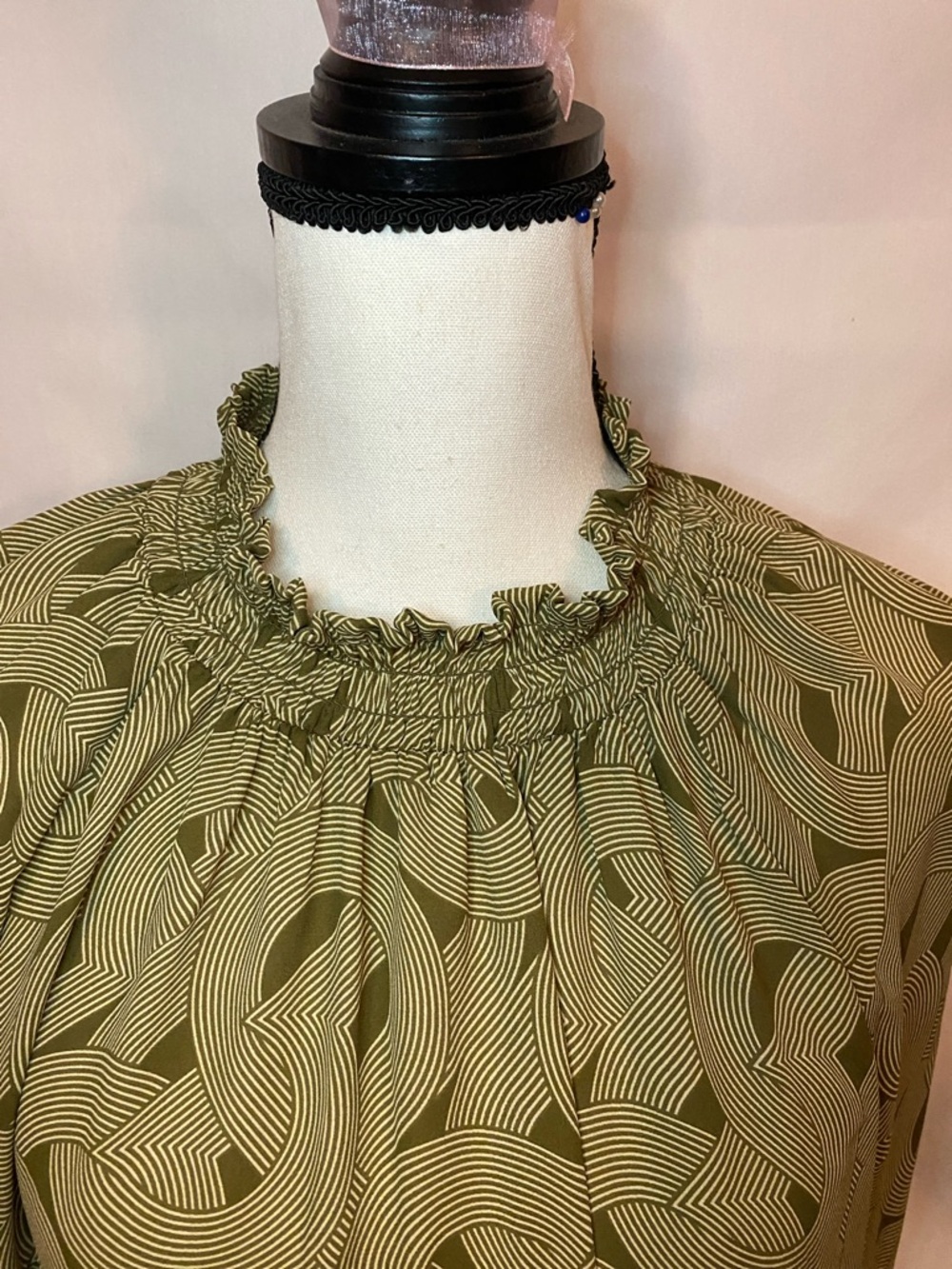 Worthington Olive Green Abstract-Print Long-Sleeve Smocked Blouse - Picture 5 of 12